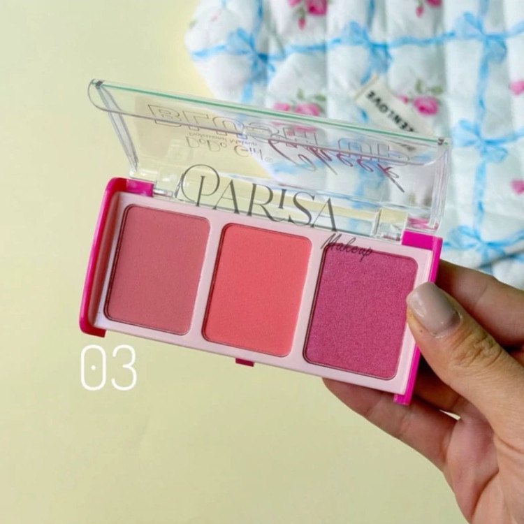 پالت رژگونه 3 رنگ دودوگرل مدل Blush Up Cheek