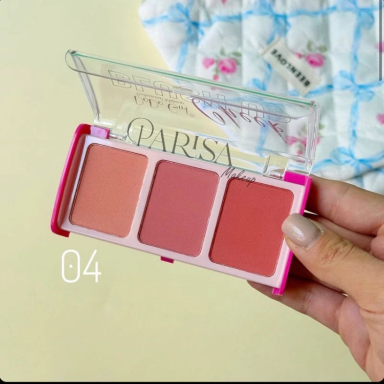 پالت رژگونه 3 رنگ دودوگرل مدل Blush Up Cheek